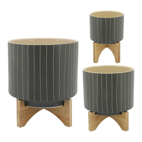 Brand new 𧨠Sagebrook Home 8" Stripes Planter With Stand, Gray 9"H - 8.0" X 8.0" X 9.0" ⨠4 Brand new 𧨠Sagebrook Home 8" Stripes Planter With Stand, Gray 9"H - 8.0" X 8.0" X 9.0" ⨠- Image 2
